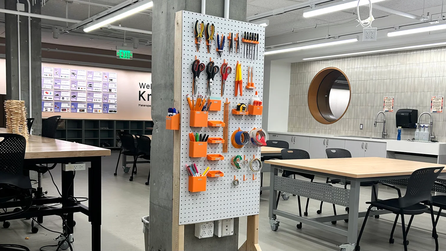 Modular Mobile Toolboards